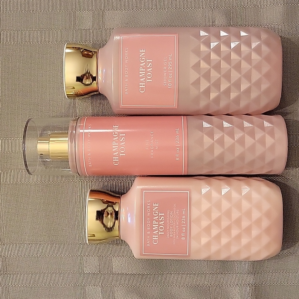 NWT Bath & Body 3 piece gift set- Champagne Toast